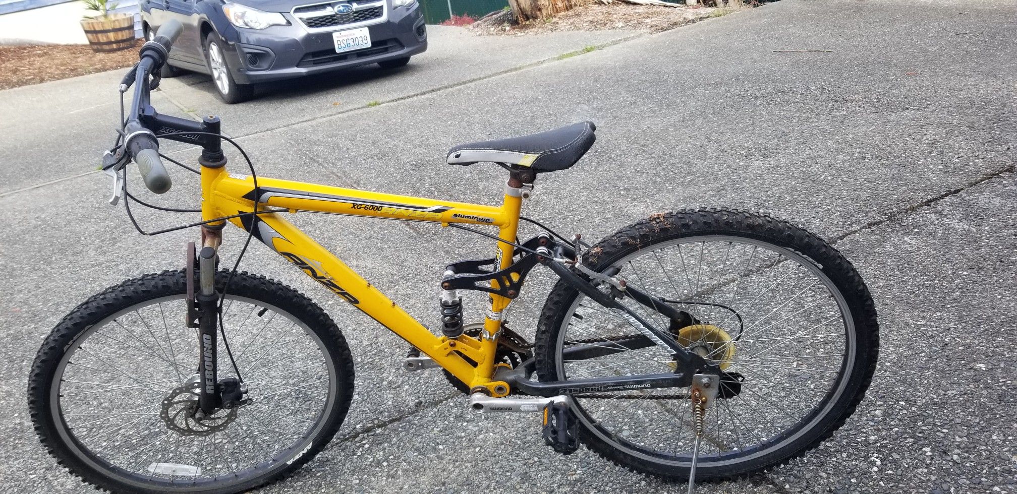 Bicycle excellent original owner my son doesn't use it anymore