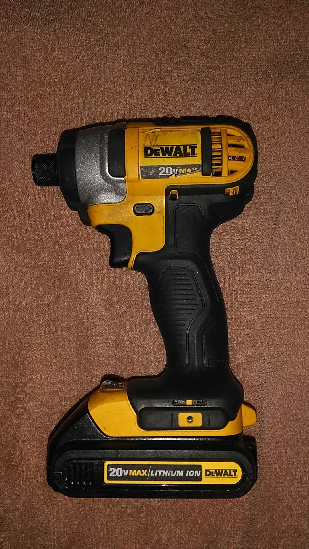 DeWalt Impact drill with small Battery