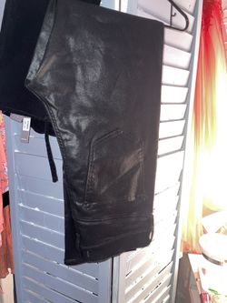 black shinny pants