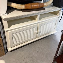 Solid Wood Cream Entertainment Center Storage 