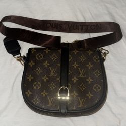 Lv Purse