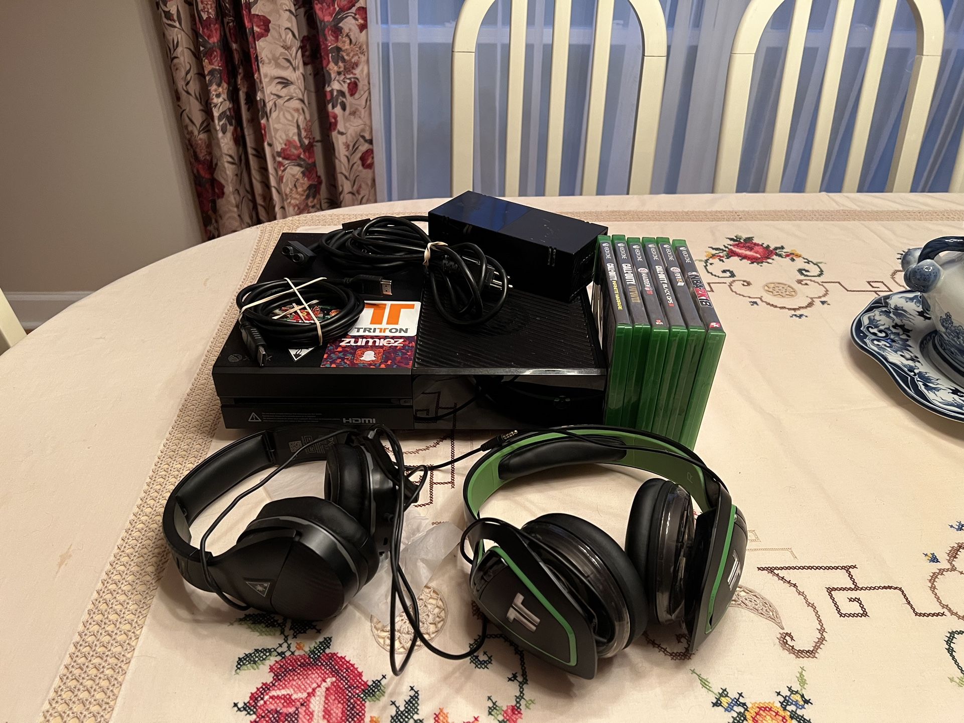 Different Electronics Like Xbox One