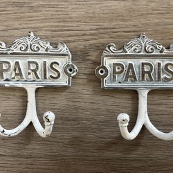 Vintage-style cast iron wall hooks