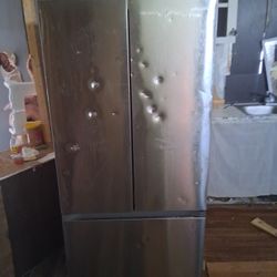 Samsung Refrigerator 