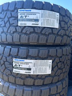 Toyo 35X12.50R20LT OPEN COUNTRY A/T III