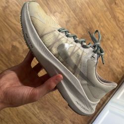 Nike Women’s Running Shoe Size 8