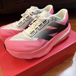  New Balance Supercomp V4 Sz12