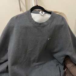 Crew Neck Nike