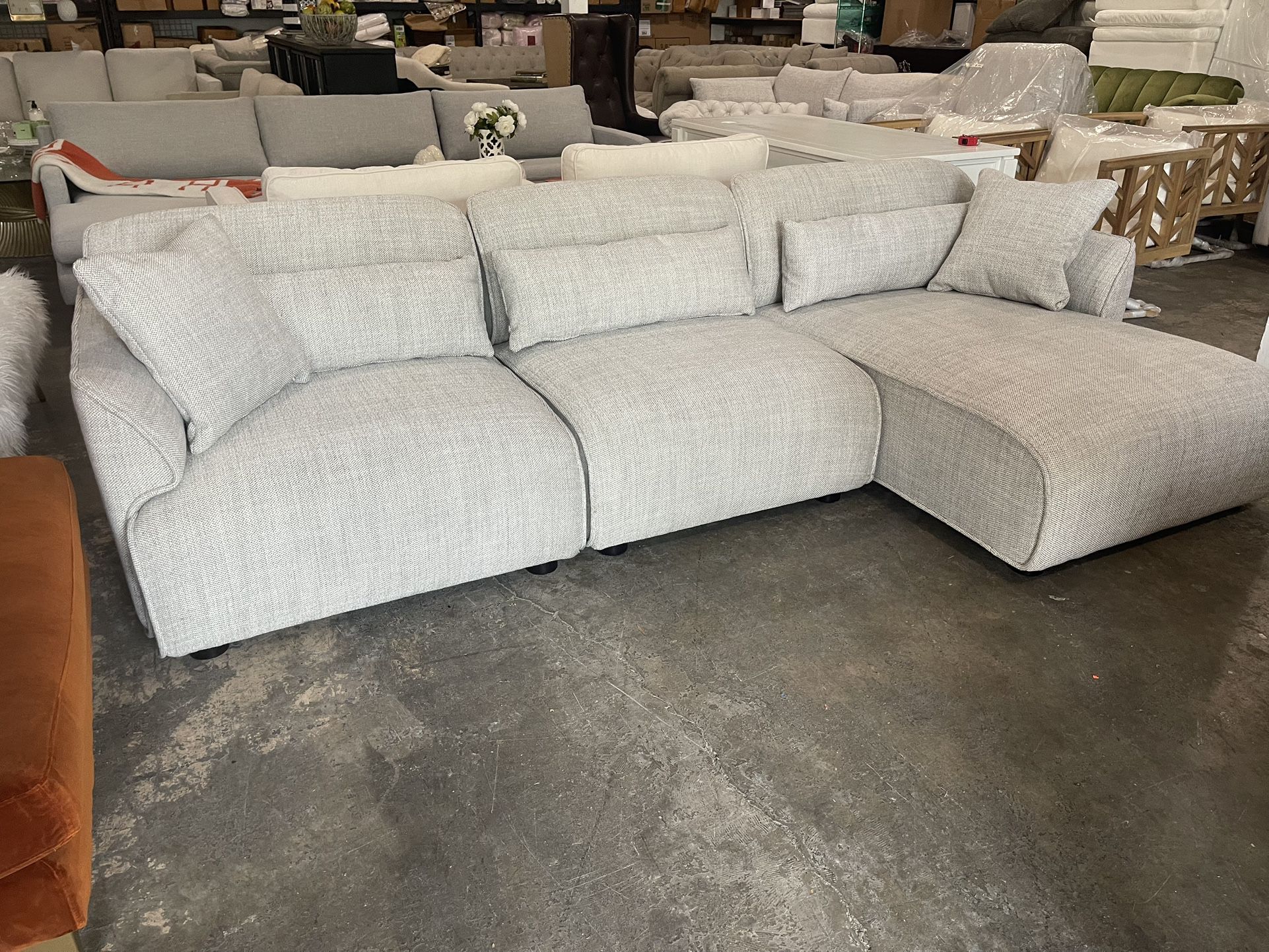stylish Sofa Chaise - by Abbyson - Gray Fabric - New - Delivery 🚚
