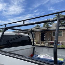 Truck lumber rack