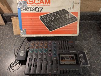 TASCAM PORTA 07 4-Track Analog cassette Recorder TESTED + power supply + 1 Type II