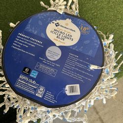 Member's Mark 300ct LED Icicle Lights, 18' Lighted Length
