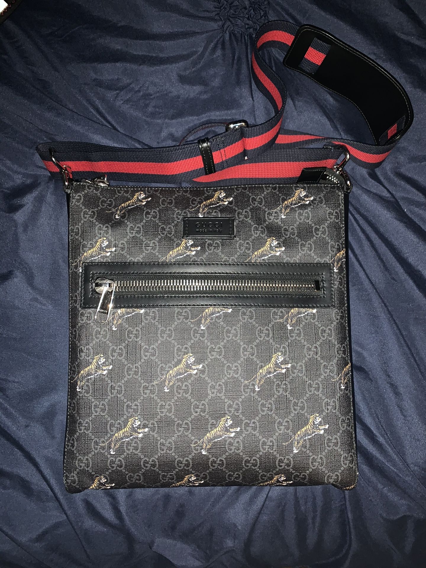 Authentic Gucci Messenger Bag