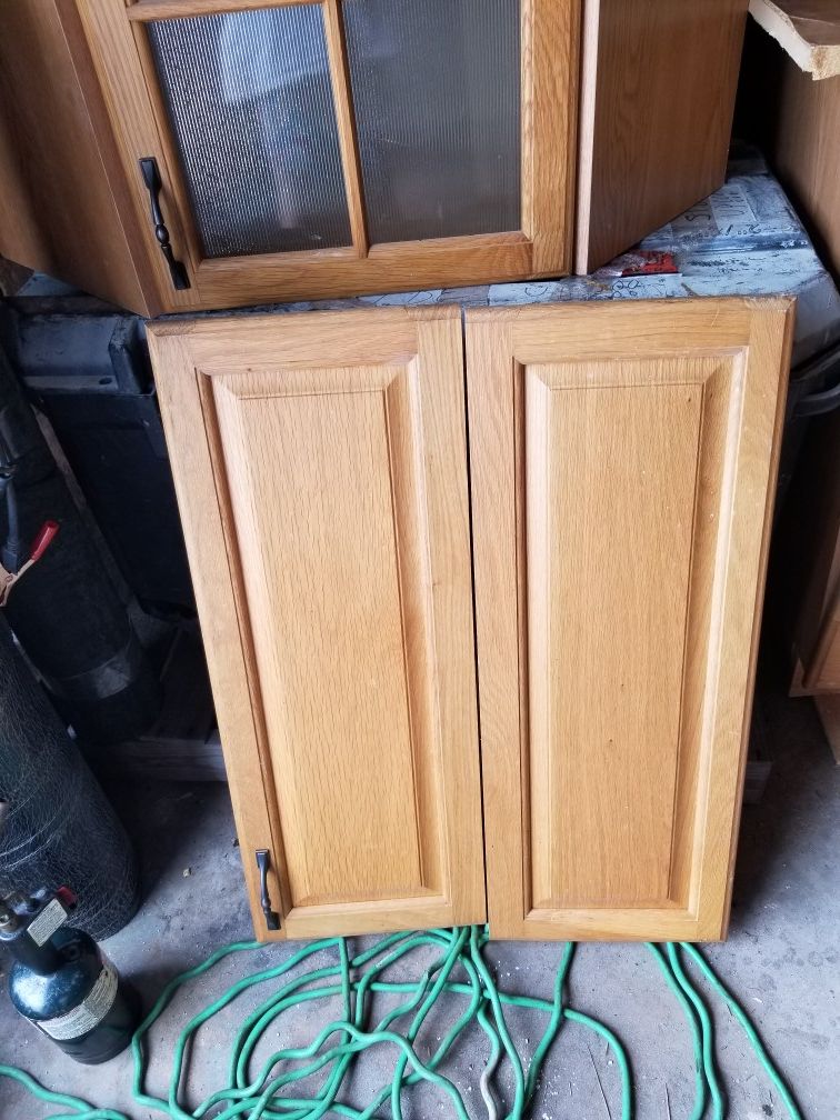 14 Used kitchen cabinets