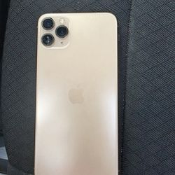 Unlocked Iphone 15 Pro Max And 11 Pro Max Both Need A Screen Selling Together For 450