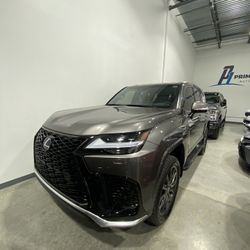 LEXUS LX 600 F Sport