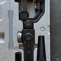 Zhiyun smooth 4 brand new