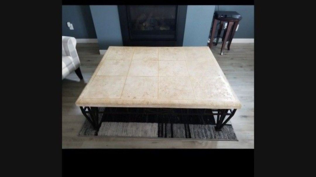 Make Offer - Coffee Table
