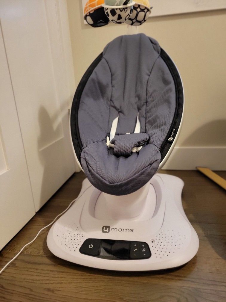 4Moms MamaRoo Baby Swing - Perfect condition