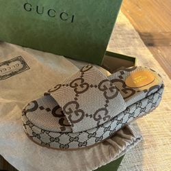 Authentic Women's Gucci Sandals
