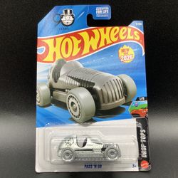 NEW 2026 Hot Wheels Mainline "A" case- Pass N Go / 90 years of Monopoly