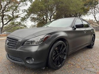 2014 INFINITI Q70