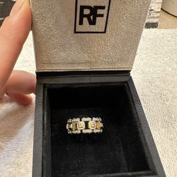 Men’s 14k & Diamond Ring 