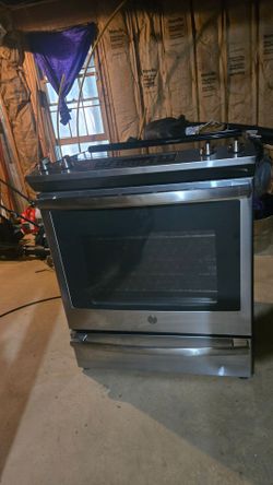 BRAND NEW/UNUSED GE 30" Slide-In Electric Conv. Range Stainless Steel - $650 (Snellville)