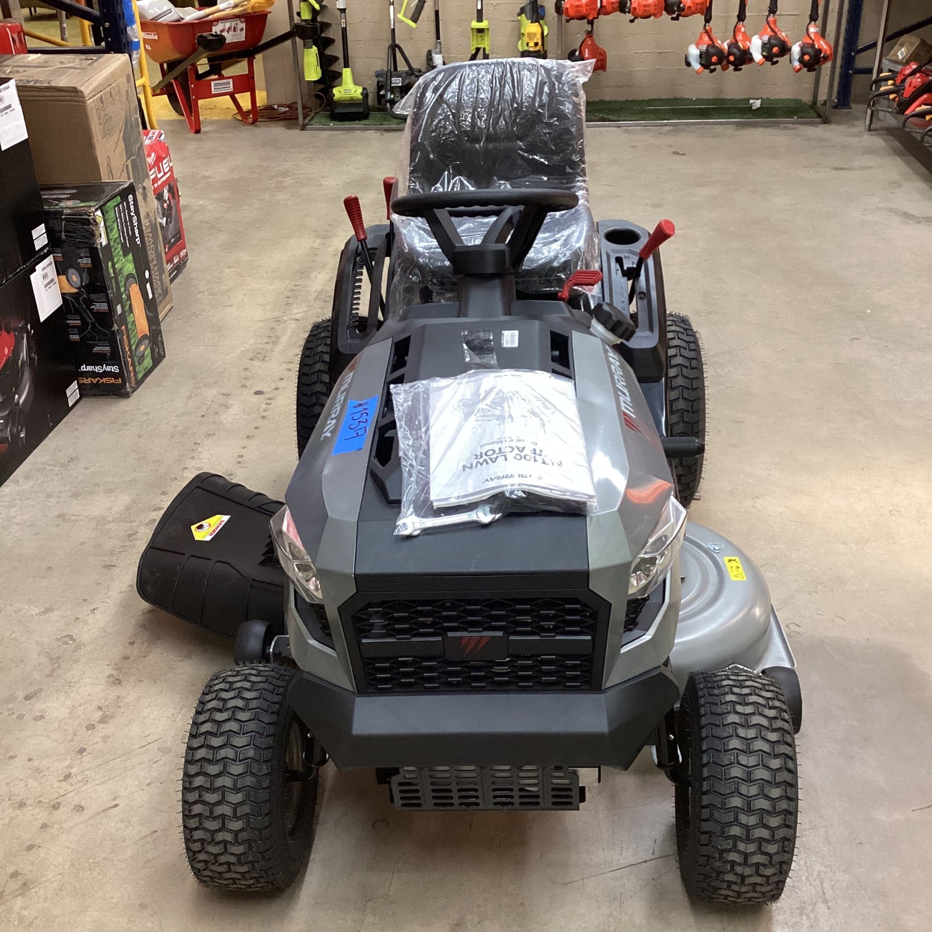 Murray MT100 42 in. 13.5 HP 500cc E1350 Series Briggs and Stratton
