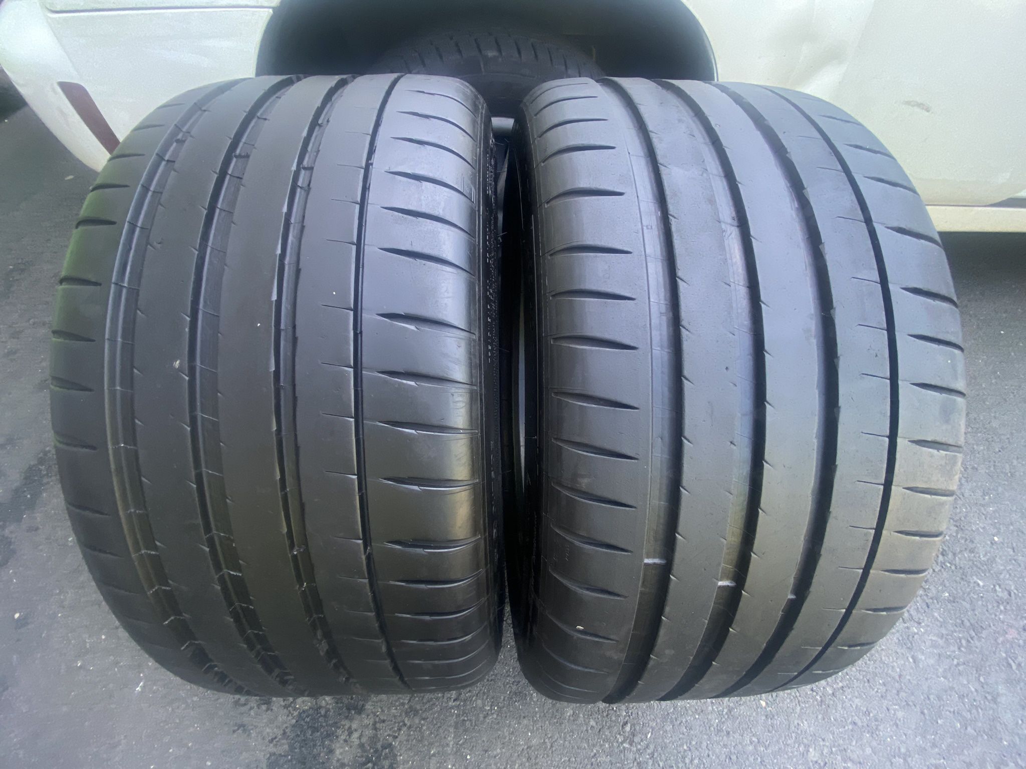 255/40/19 Michelin Pilot Sport 4s Performance 2 Tires 