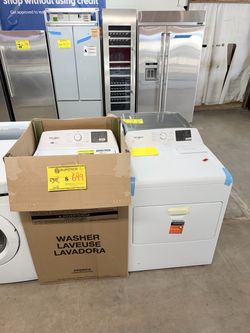 Whirlpool Top Load Washer and Dryer Set