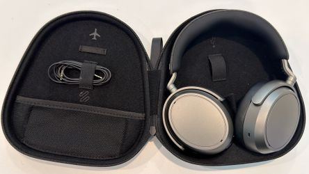 Sennheiser Momentum 4 Wireless Over-Ear Noise Cancelling Headphones (Graphite)