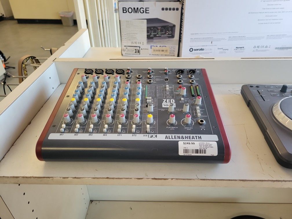 Allen & Heath Zed 10fx Mixer