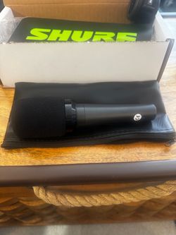 SHURE SM57 Microphone