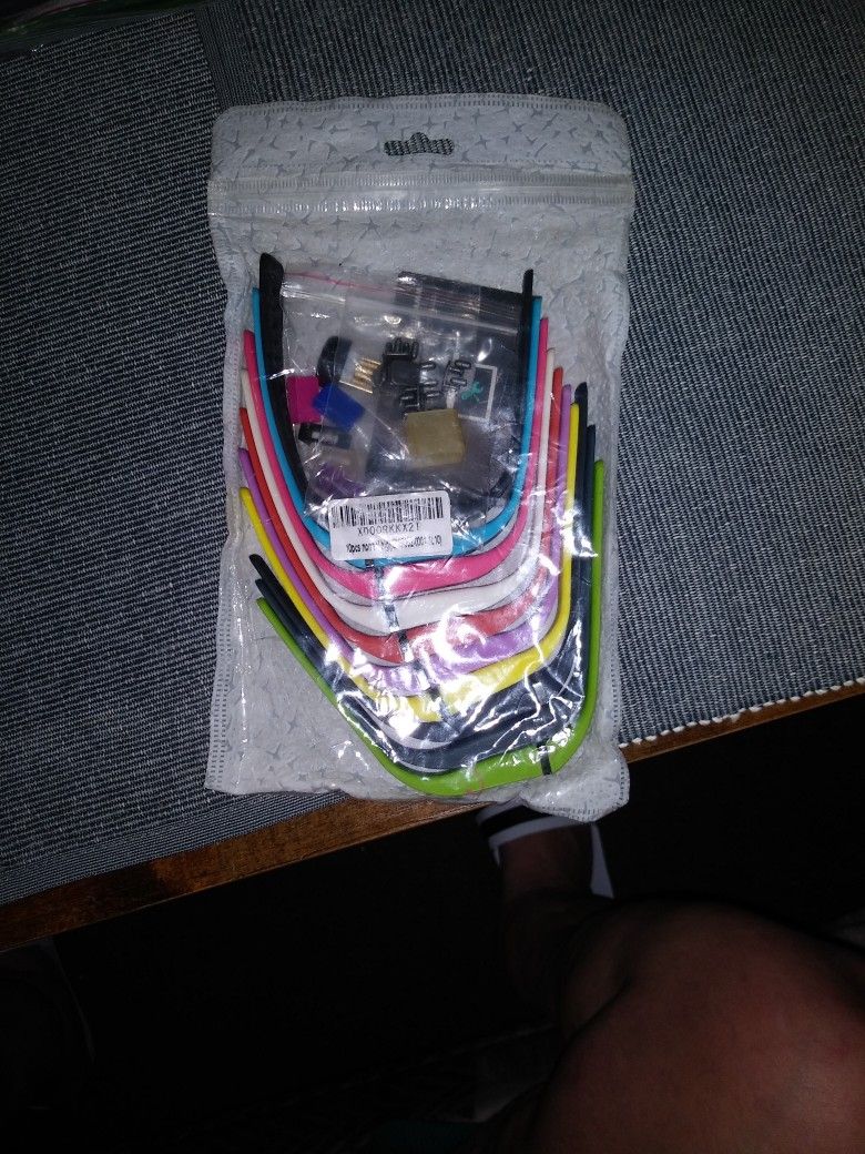 NIP 10 Piece Fitbit Bands