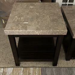 Mesa de sentro de sala