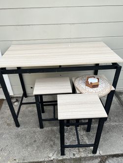 Table And Chairs For Sale