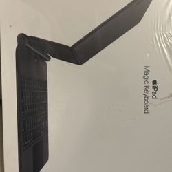 iPad Magic Keyboard 
