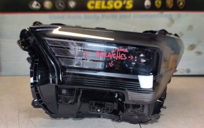 TOYOTA TACOMA HEADLIGHT LED OEM 2024 - 2025 LH OEM
