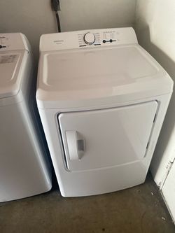 Like new Insignia Washer and Dryer