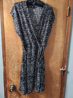 Womens black and white nine west dress