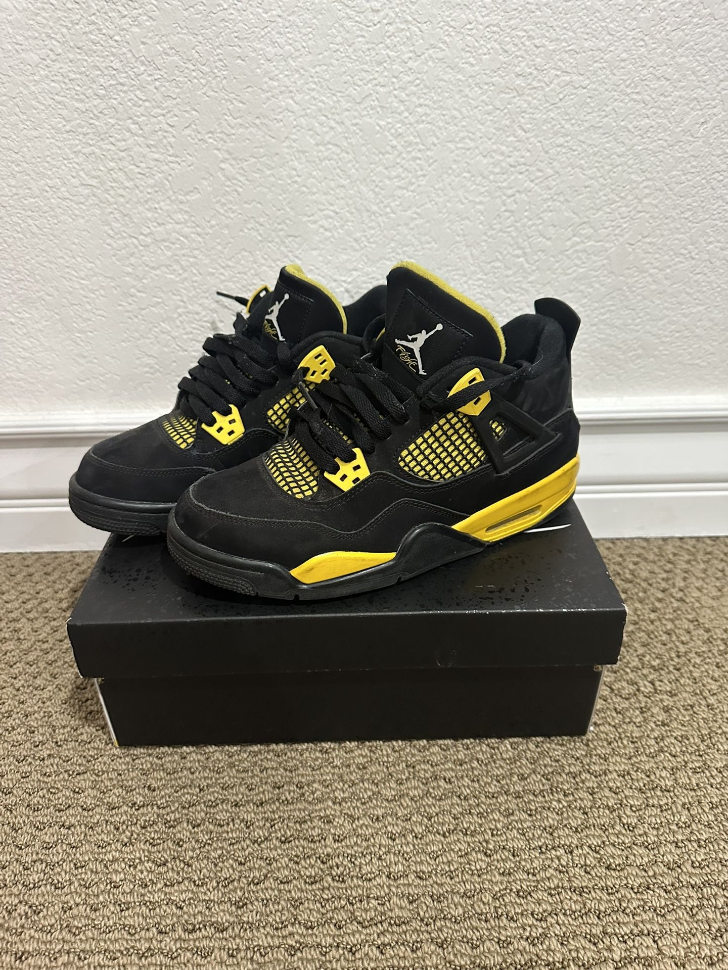 Air Jordan 4 Size 7
