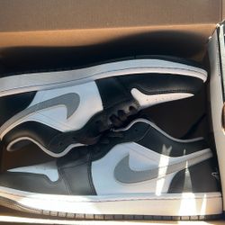 Brand New Nike Jordans Nike Dunks Available 