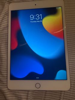 Ipad mini 4 white and rosegold works perfect