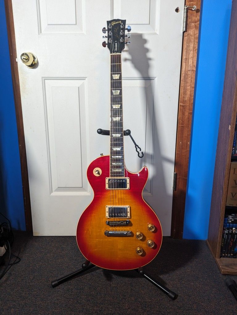Gibson Les Paul Standard Guitar