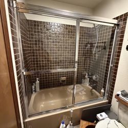 Brushed Silver Alcove Glass Shower Bathtub Doors