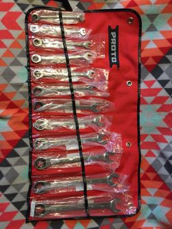 **Brand New/Never Used** PROTO 12-Piece METRIC Ratcheting Combination 8mm-19mm Wrench Set & Storage Pouch. Lifetime Warranty!