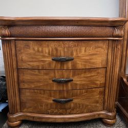 3 Piece Solid Wood Queen Bedroom Set