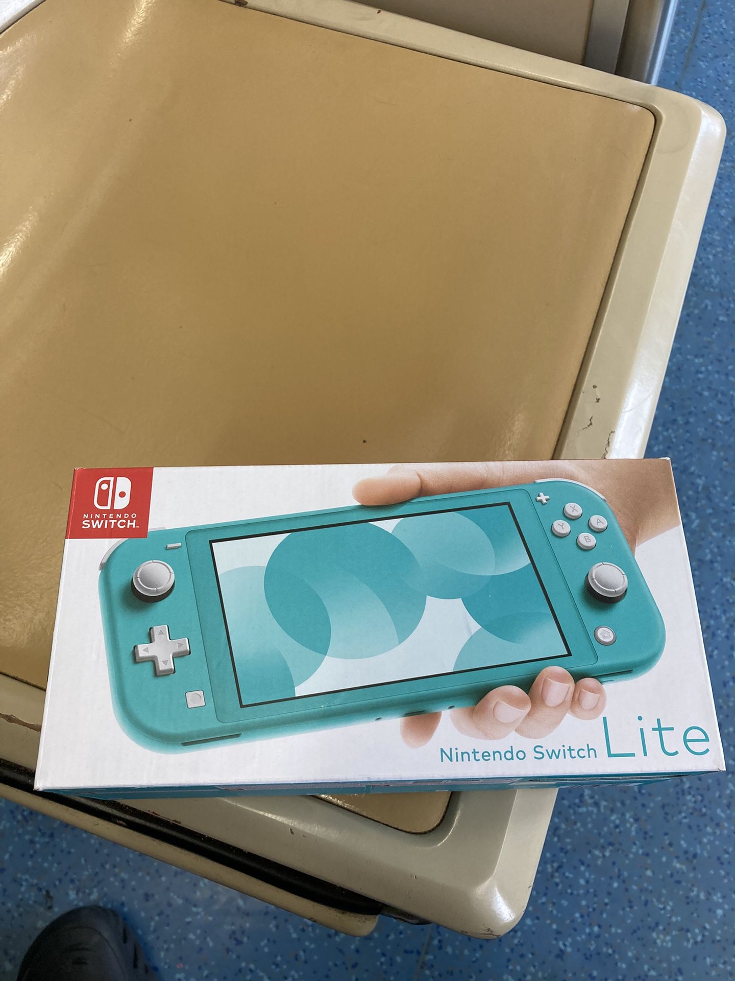 NINETINDO SWITCH LITE 