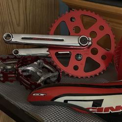 180 Red Line Cranks Double Pinched GT Seat In Excellent Condition 